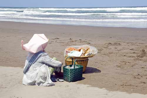 crustacean seller-AsiaPhotoStock