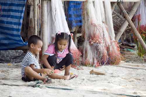 cute kids and nets-AsiaPhotoStock