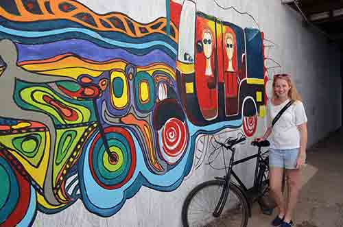 cycle and art-AsiaPhotoStock