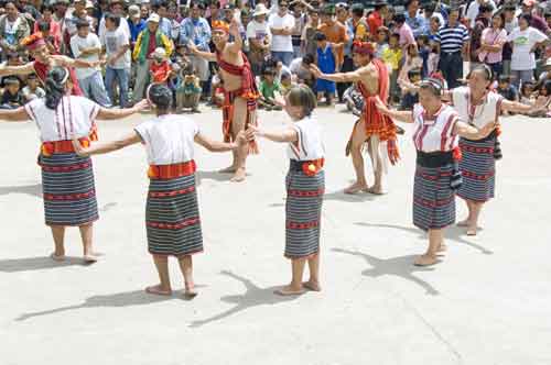 dance banaue square-AsiaPhotoStock