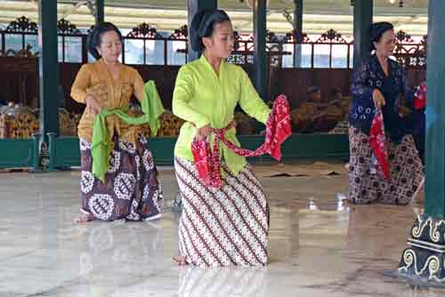 dance kraton-AsiaPhotoStock