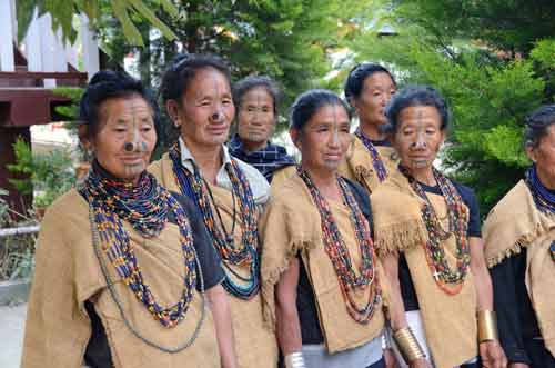 dance troupe-AsiaPhotoStock