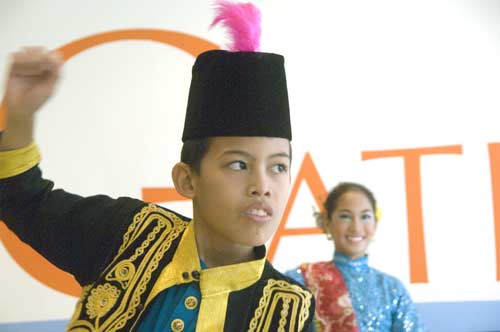 dancers changi-AsiaPhotoStock