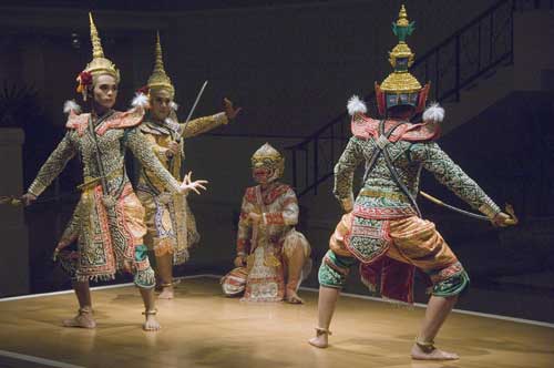 thai dancers-AsiaPhotoStock