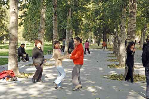 dancing in beijing park-AsiaPhotoStock