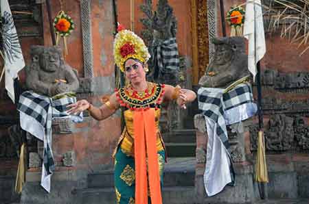 dancing at barong-AsiaPhotoStock