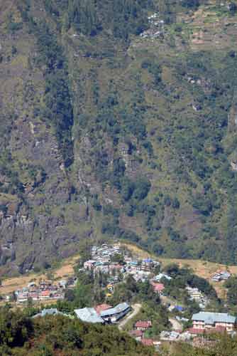 deep valley-AsiaPhotoStock