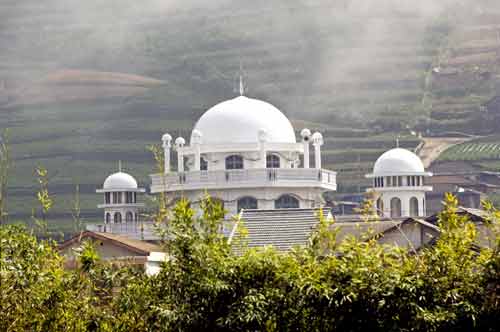 dieng mosque-AsiaPhotoStock