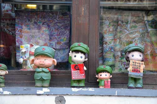 dolls communist-AsiaPhotoStock