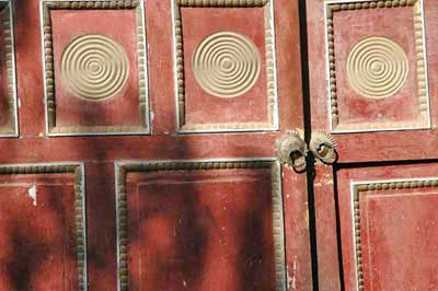 old red door-AsiaPhotoStock