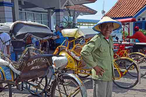 driver jepara-AsiaPhotoStock