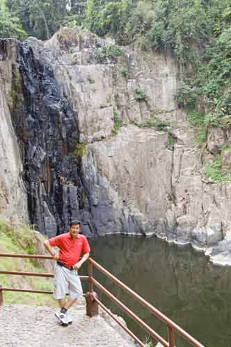 dry waterfall-AsiaPhotoStock