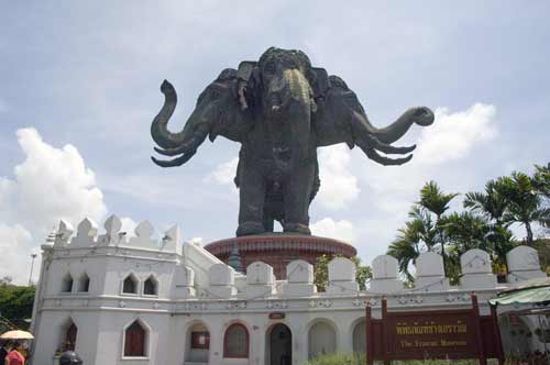 erawan museum-AsiaPhotoStock