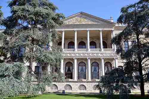 facade dolmabahce-AsiaPhotoStock