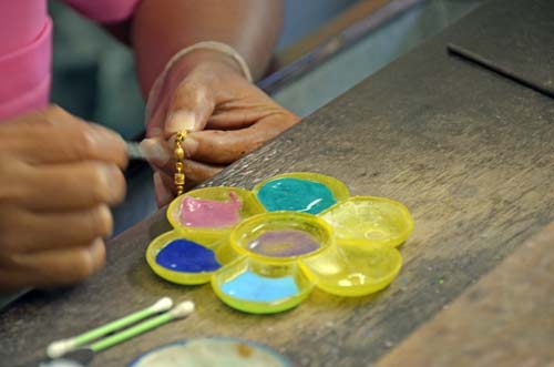 factory making gold-AsiaPhotoStock