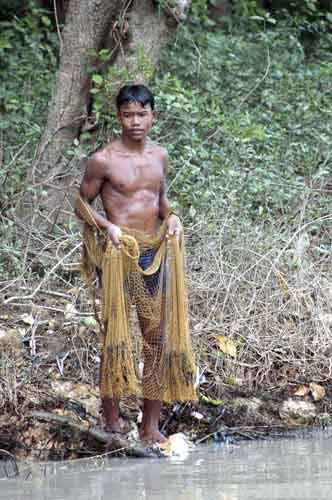 fisherman with net-AsiaPhotoStock