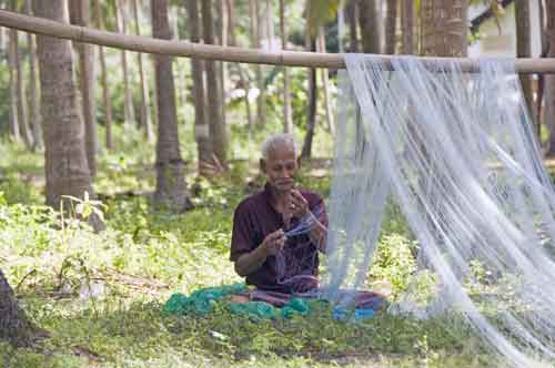 fisherman and net-AsiaPhotoStock