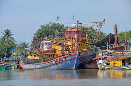 fishing boats kuantan-AsiaPhotoStock