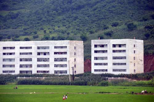 flats accommodation-AsiaPhotoStock