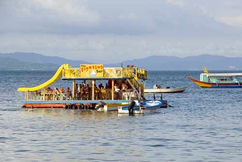 the floating bar-AsiaPhotoStock