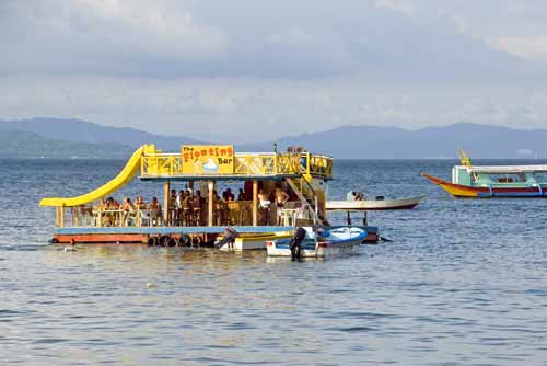 the floating bar-AsiaPhotoStock