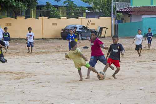 football game-AsiaPhotoStock