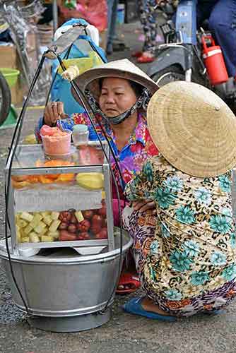 fruit seller hcmc-AsiaPhotoStock