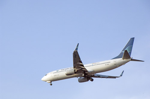 garuda in flight-AsiaPhotoStock