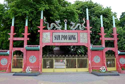 gate sam poo kong-AsiaPhotoStock