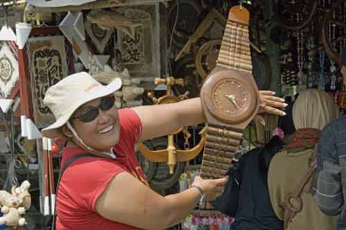 giant watch-AsiaPhotoStock