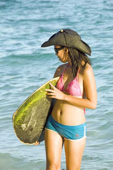 surfer girl-AsiaPhotoStock