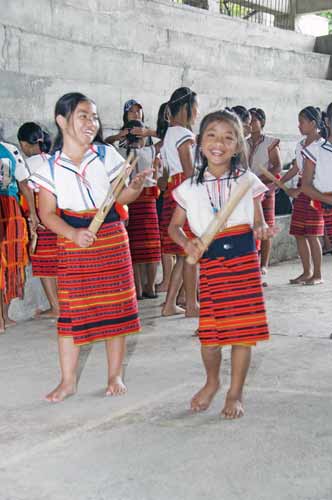 girls ifugaol musicians-AsiaPhotoStock