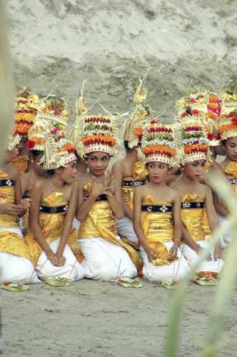 balines dancers beach-AsiaPhotoStock