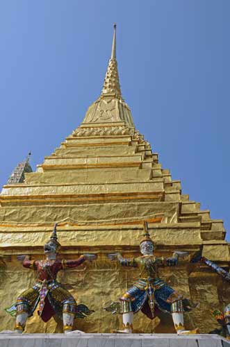 gold stupa-AsiaPhotoStock
