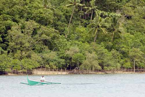 green boat-AsiaPhotoStock