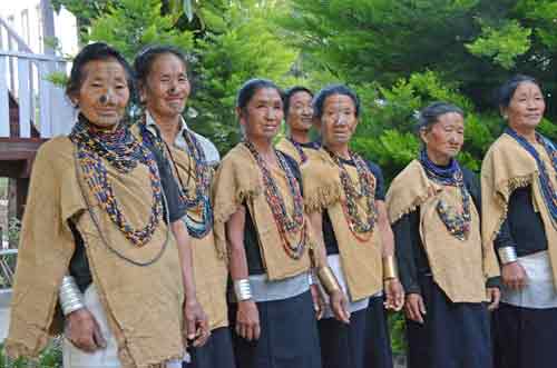 group apatani-AsiaPhotoStock