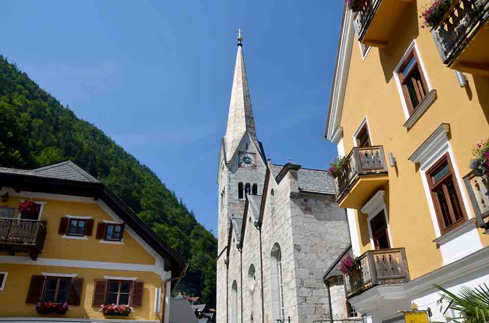 halstatt church-AsiaPhotoStock