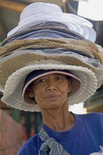 hat sales-AsiaPhotoStock