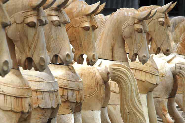 wooden horses-AsiaPhotoStock