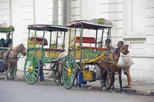 manila intramuros-AsiaPhotoStock