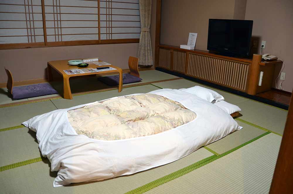 hotel bedroom onsen-AsiaPhotoStock