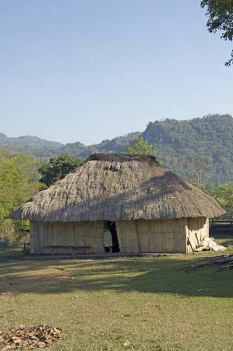 huts-AsiaPhotoStock