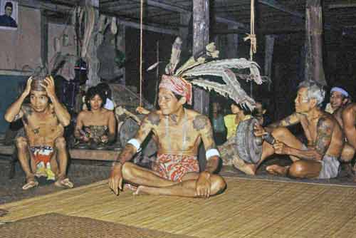 longhouse malaysia-AsiaPhotoStock