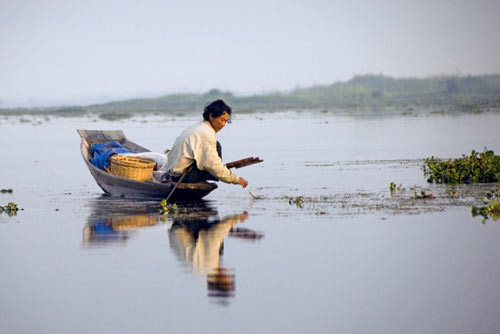 inle reflections-AsiaPhotoStock