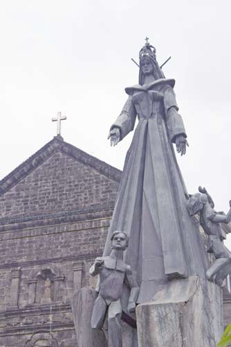 intramuros statue-AsiaPhotoStock