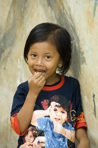 javanese shy girl-AsiaPhotoStock