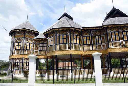 kangsar palace-AsiaPhotoStock