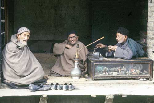 three kashmirians-AsiaPhotoStock