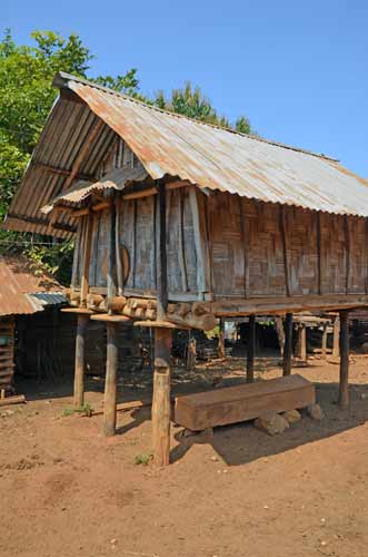 katu house and coffin-AsiaPhotoStock