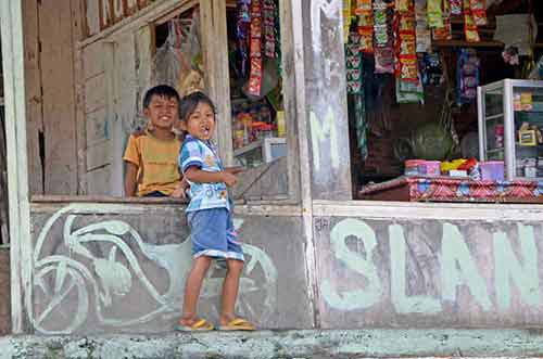 kids pariangan-AsiaPhotoStock